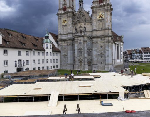 Musikdrama unter freiem Himmel: Oper „André Chénier“ von Umberto Giordano St. Galler Festspiele (Foto: Norbert Wobring/ Theater St. Gallen)
